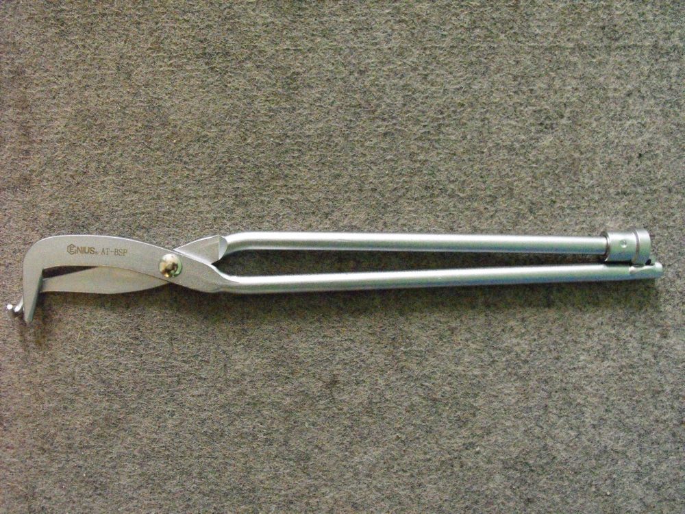 fekrugo-beakaszto-AT-BSP (1)